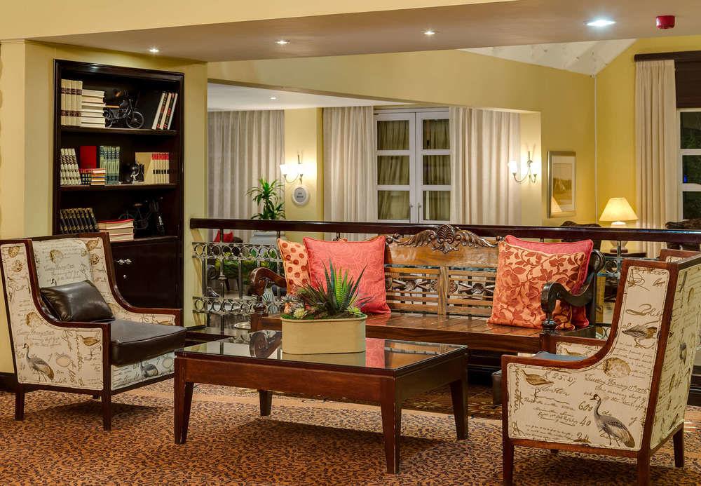 Protea Hotel By Marriott Bloemfontein Esterno foto