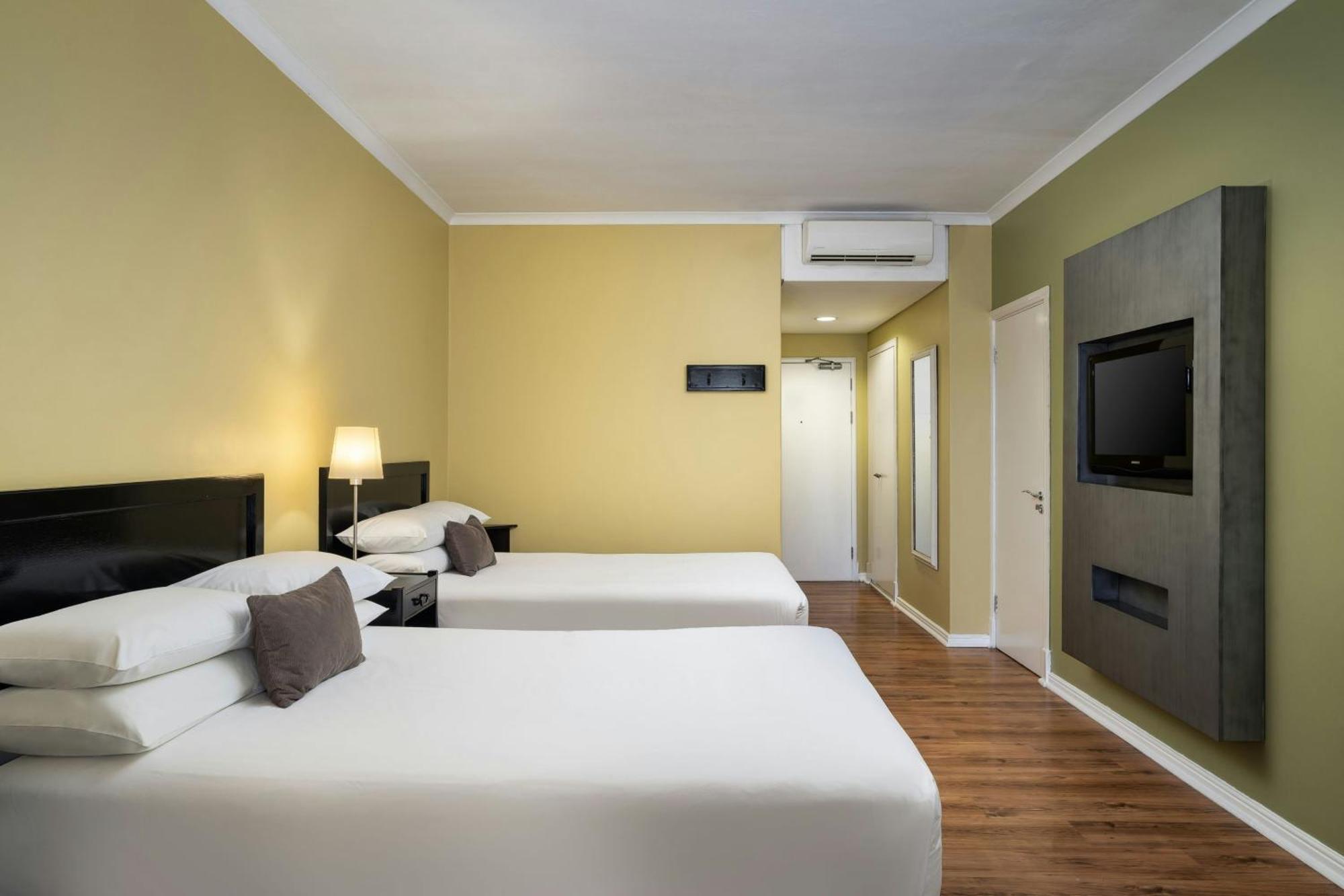 Protea Hotel By Marriott Bloemfontein Esterno foto